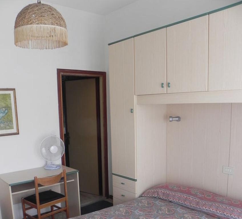 Hotel Antonella Caorle Pokoj fotografie